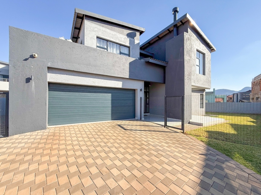 3 Bedroom Property for Sale in Melodie North West